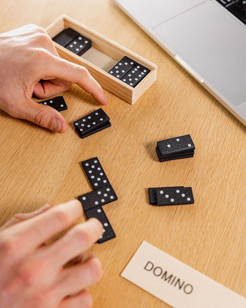 Domino Game