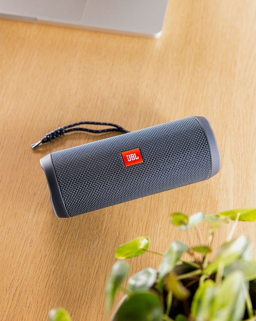 JBL Flip Essential 2 Speaker