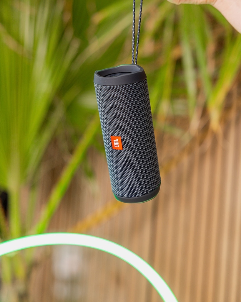 JBL Flip Essential 2 Speaker