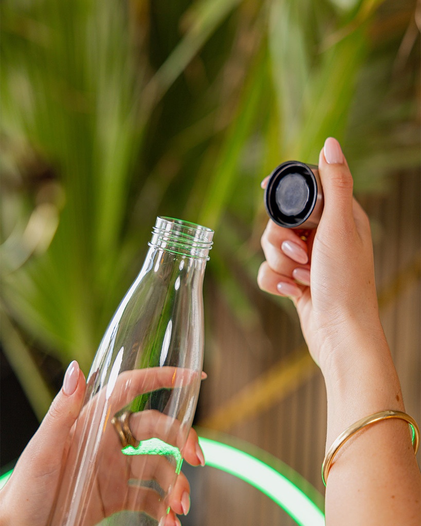 Clear Sleek Bottle · 500 ml