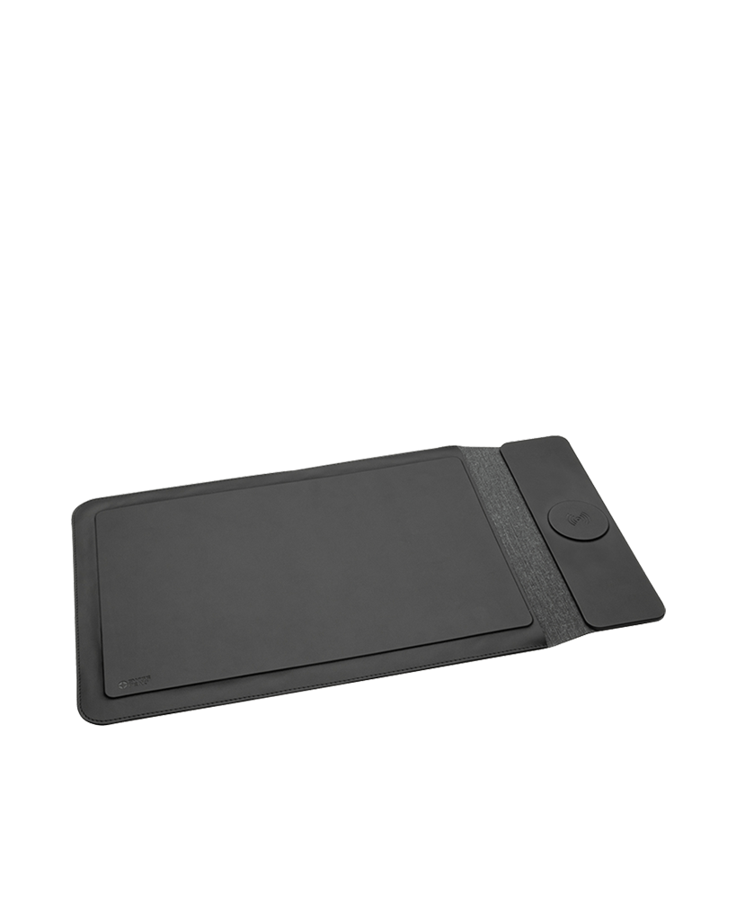 Magnetic Charging Laptop